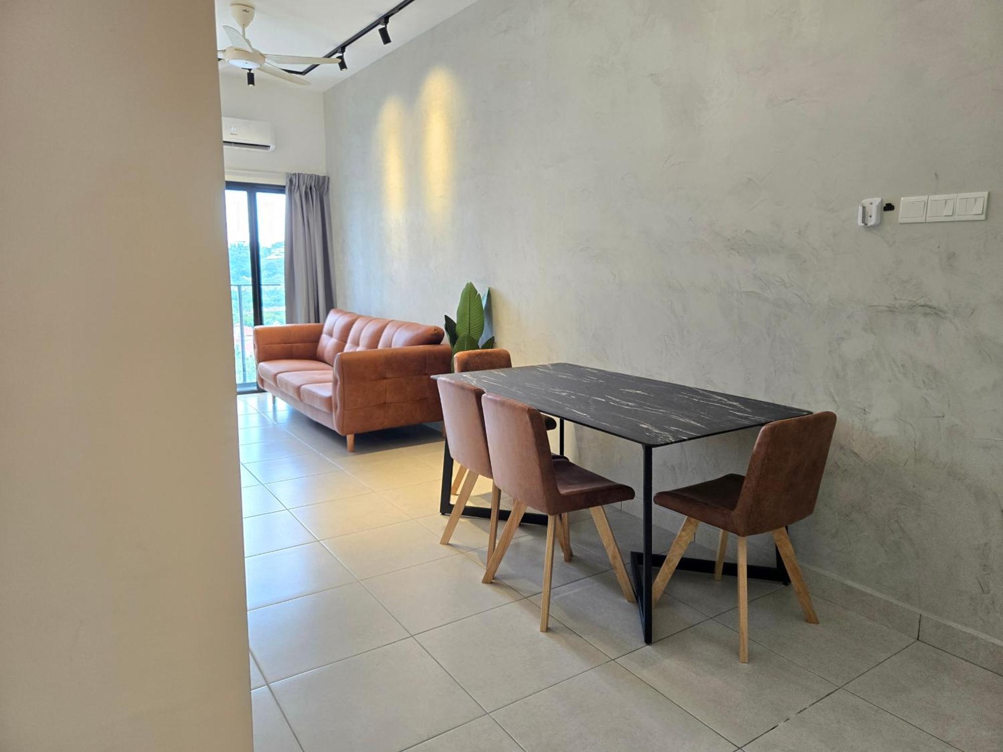 Cozy 2 bedrooms 4 pax Menjalara Near Desa Park City Kuala Lumpur Bagian luar foto